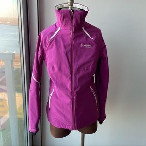 Columbia titanium, waterproof, Omni-tech, snow, ski women’s jacket size S.